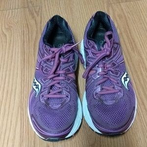 Saucony running shoes, powergrid, Omni 13, 8.5